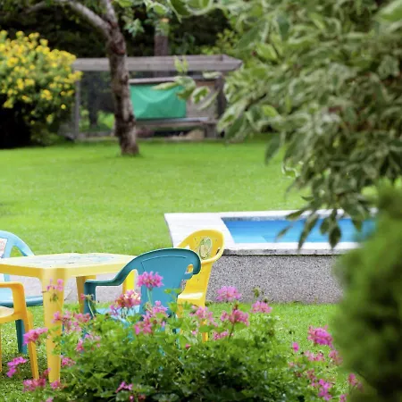 With A Joint Pool In Watring * Waidring